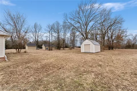 Exterior - 1415 Porter Pl, Alma, AR 72921 photo 8 of 15