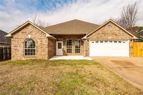 5521 Spradling Ave, Fort Smith, AR 72904