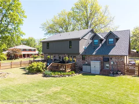 Exterior - 10400 Castleton St, Fort Smith, AR 72908 photo 6 of 13