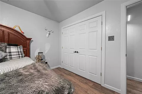 Bedroom - 10400 Castleton St, Fort Smith, AR 72908 photo 8 of 8