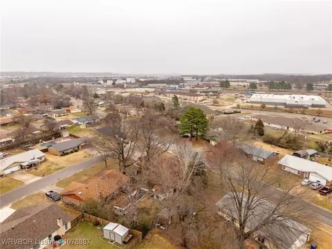 View/Area - 8600 S 35th Ter, Fort Smith, AR 72908 photo 2 of 8