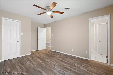 Bedroom - 8600 S 35th Ter, Fort Smith, AR 72908 photo 2 of 7