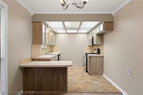 Kitchen - 8600 S 35th Ter, Fort Smith, AR 72908 photo 1 of 3