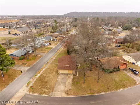 View/Area - 8600 S 35th Ter, Fort Smith, AR 72908 photo 4 of 8