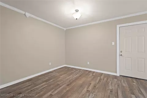 Living - 8600 S 35th Ter, Fort Smith, AR 72908 photo 4 of 5