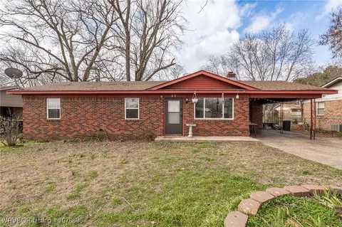 709 Louis St, Charleston, AR 72933