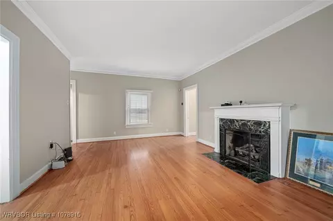 Living - 5713 Wilson Rd, Fort Smith, AR 72904 photo 1 of 2