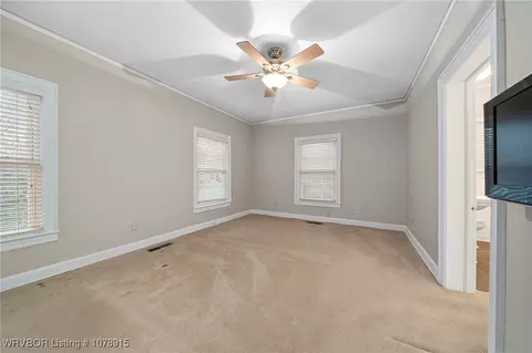 Bedroom - 5713 Wilson Rd, Fort Smith, AR 72904 photo 2 of 3