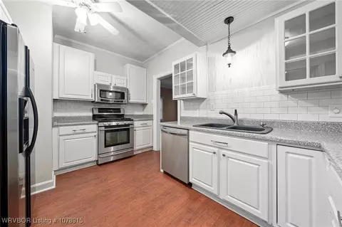 Kitchen - 5713 Wilson Rd, Fort Smith, AR 72904 photo 3 of 5