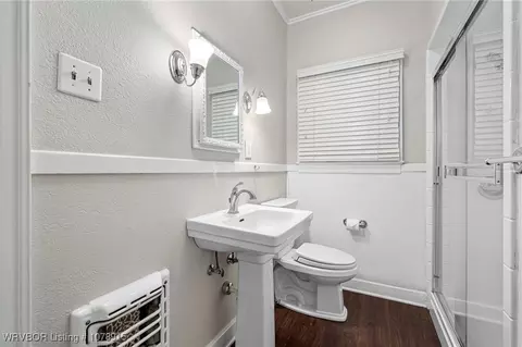 Bath - 5713 Wilson Rd, Fort Smith, AR 72904 photo 1 of 3