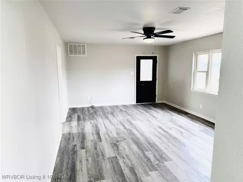Living - 7205 Howard Hill Rd, Fort Smith, AR 72916 photo 2 of 2
