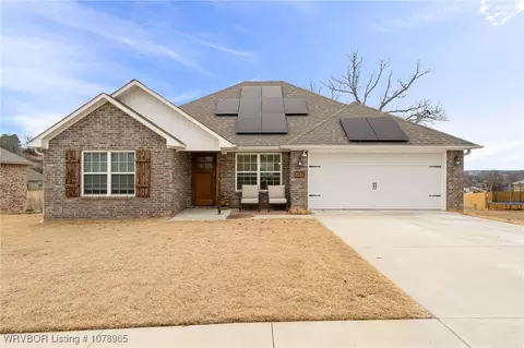 2131 Wisteria Ln, Van Buren, AR 72956