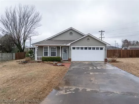 2215 Breckenridge Ter, Greenwood, AR 72936