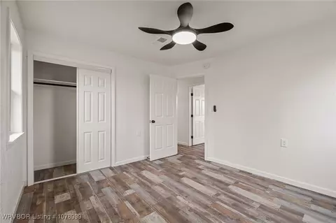 Bedroom - 407 Hooper St, Hackett, AR 72937 photo 1 of 2