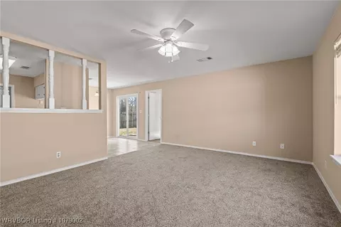 8524 Southridge Dr, Fort Smith, AR 72908 photo 4