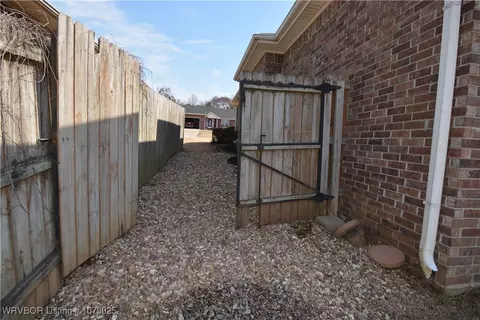 6920 Lookout Dr, Fort Smith, AR 72916 photo 4