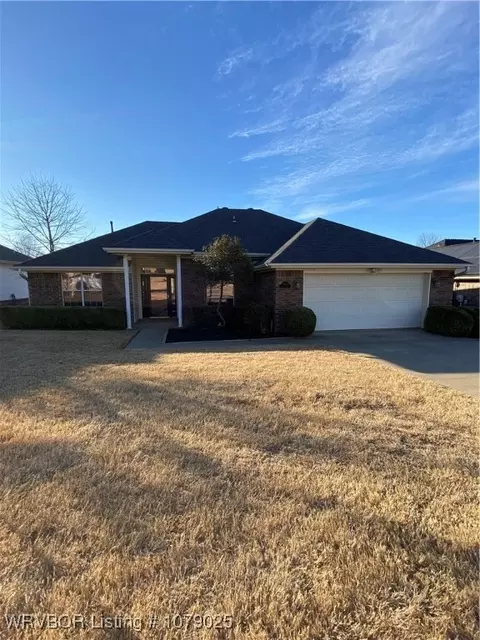 6920 Lookout Dr, Fort Smith, AR 72916