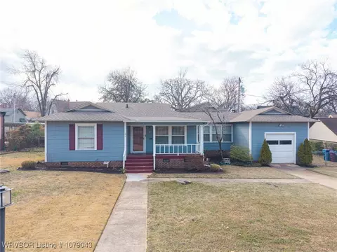 20 Hiland Dr, Fort Smith, AR 72901