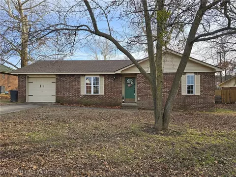 509 Deer Trl, Van Buren, AR 72956