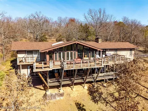 Exterior - 326 Upper Wofford Rd, Fort Smith, AR 72916 photo 1 of 9