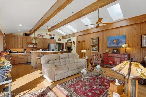 Living - 326 Upper Wofford Rd, Fort Smith, AR 72916 photo 3 of 5