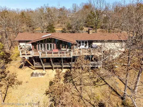 Exterior - 326 Upper Wofford Rd, Fort Smith, AR 72916 photo 2 of 9