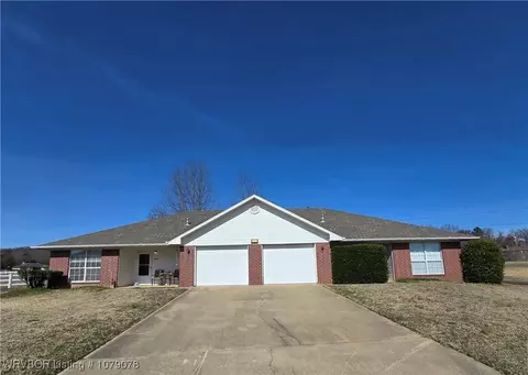 1326 Allynne Ct, Greenwood, AR 72936