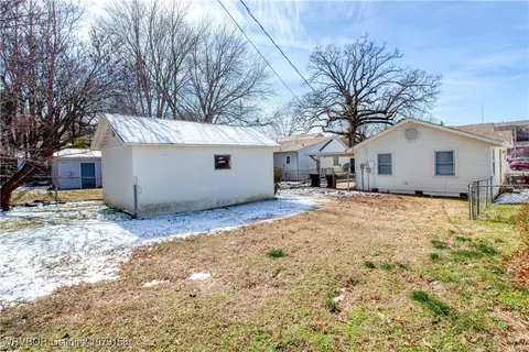 909 S 16th St, Fort Smith, AR 72901 photo 28