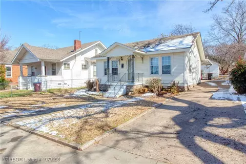 909 S 16th St, Fort Smith, AR 72901 photo 2