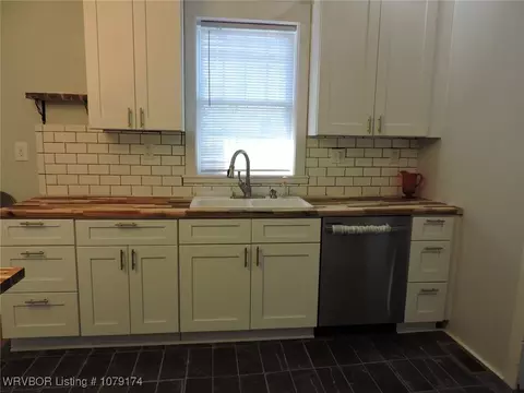 1923 S N St, Fort Smith, AR 72901 photo 6