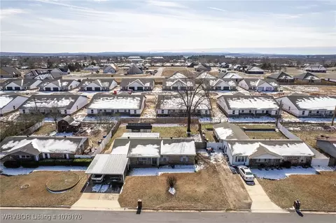 View/Area - 709 Angela Cir, Barling, AR 72923 photo 1 of 10