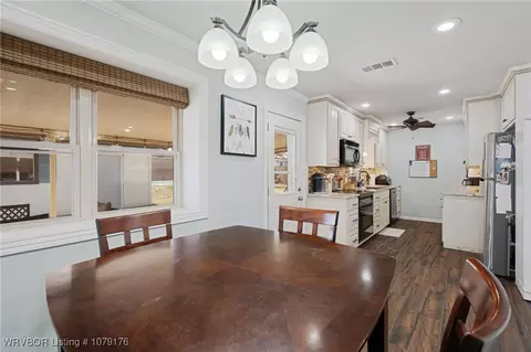 Dining - 709 Angela Cir, Barling, AR 72923 photo 1 of 1