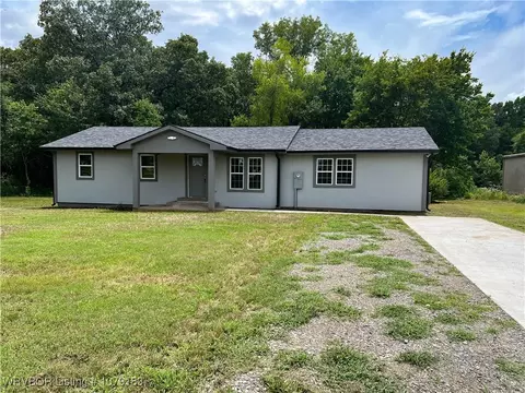 4923 Red Hill Rd, Alma, AR 72921