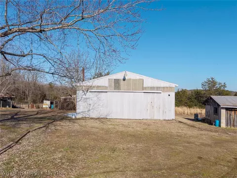 3072 Shaver Rd, Paris, AR 72855 photo 5