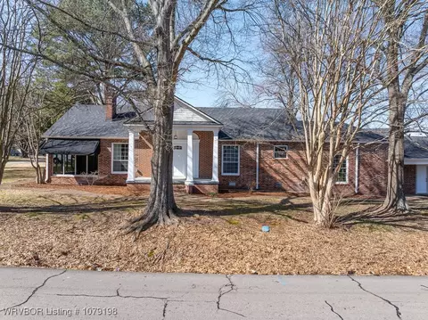 135 N 39th St, Fort Smith, AR 72903 photo 2