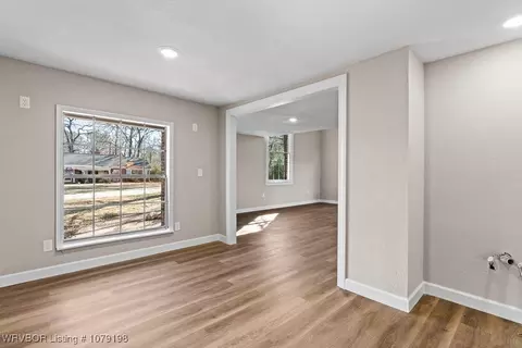135 N 39th St, Fort Smith, AR 72903 photo 14