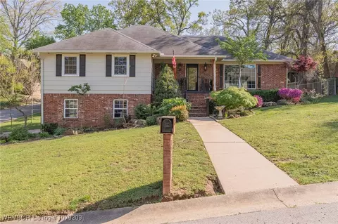7218 T St, Fort Smith, AR 72903 photo 4