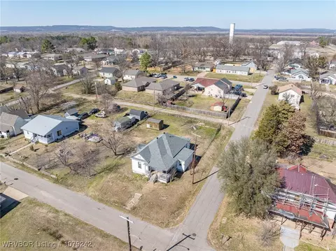 2123 Pryor Ave, Fort Smith, AR 72904 photo 3