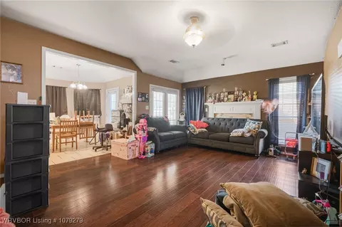 7114 Red Pine Dr, Fort Smith, AR 72916 photo 4