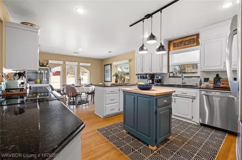 2412 Brigadoon Dr, Fort Smith, AR 72908 photo 14
