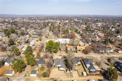 View/Area - 2410 S L St, Fort Smith, AR 72901 photo 4 of 7