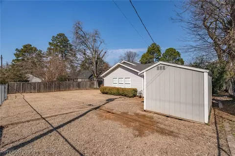 Exterior - 2410 S L St, Fort Smith, AR 72901 photo 8 of 8