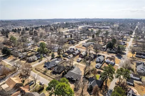 View/Area - 2410 S L St, Fort Smith, AR 72901 photo 3 of 7