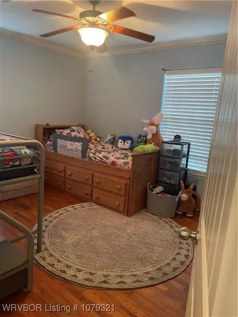 Bedroom - 2615 S N St, Fort Smith, AR 72901 photo 8 of 9