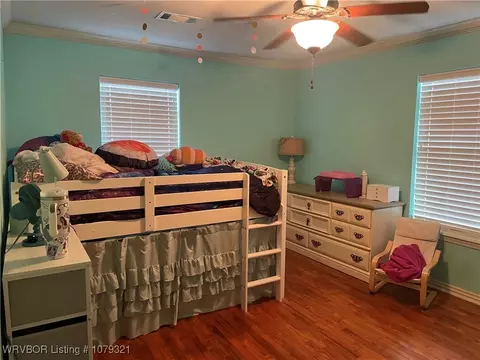 Bedroom - 2615 S N St, Fort Smith, AR 72901 photo 6 of 9