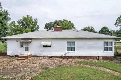 2600 Russell Rd, Van Buren, AR 72956