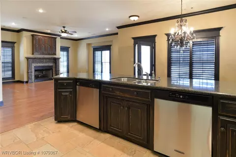 Kitchen - 21 Stonegate Ct, Fort Smith, AR 72908 photo 5 of 6