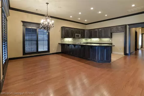 Dining - 21 Stonegate Ct, Fort Smith, AR 72908 photo 1 of 1