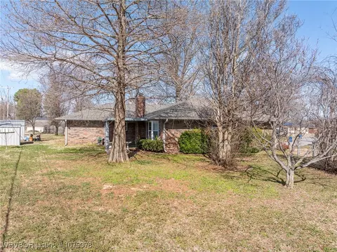 1301 Meadow Cir, Fort Smith, AR 72908 photo 9