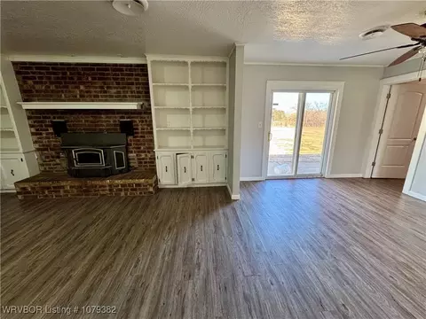 Living - 1310 Hickman Bluff Rd, Lavaca, AR 72941 photo 6 of 10